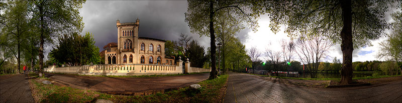 Riveufer an der Kröllwitzbrücke